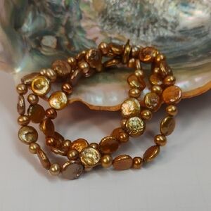 Elegant Gold Pearl Bracelet